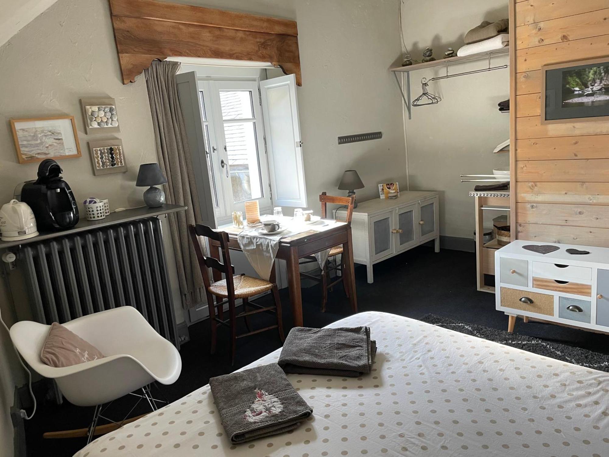 Les Remparts Apartment Люс-Сен-Совер Стая снимка